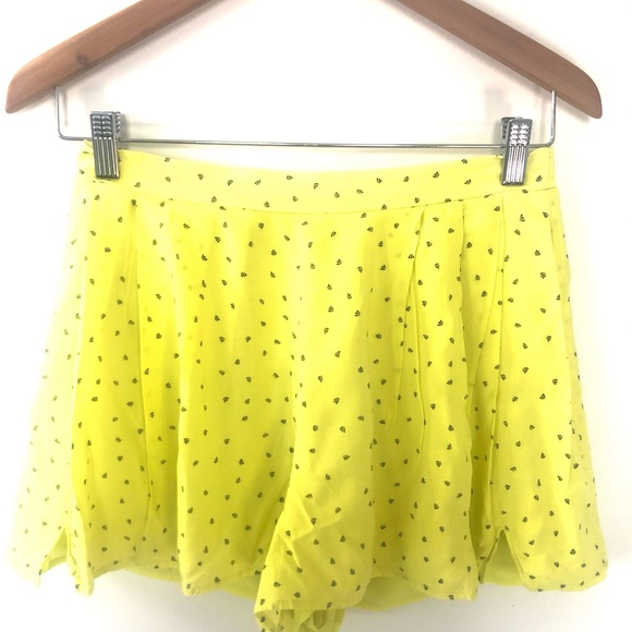 BCBG Yellow Skort - Attached Lining - Picture 5 of 6